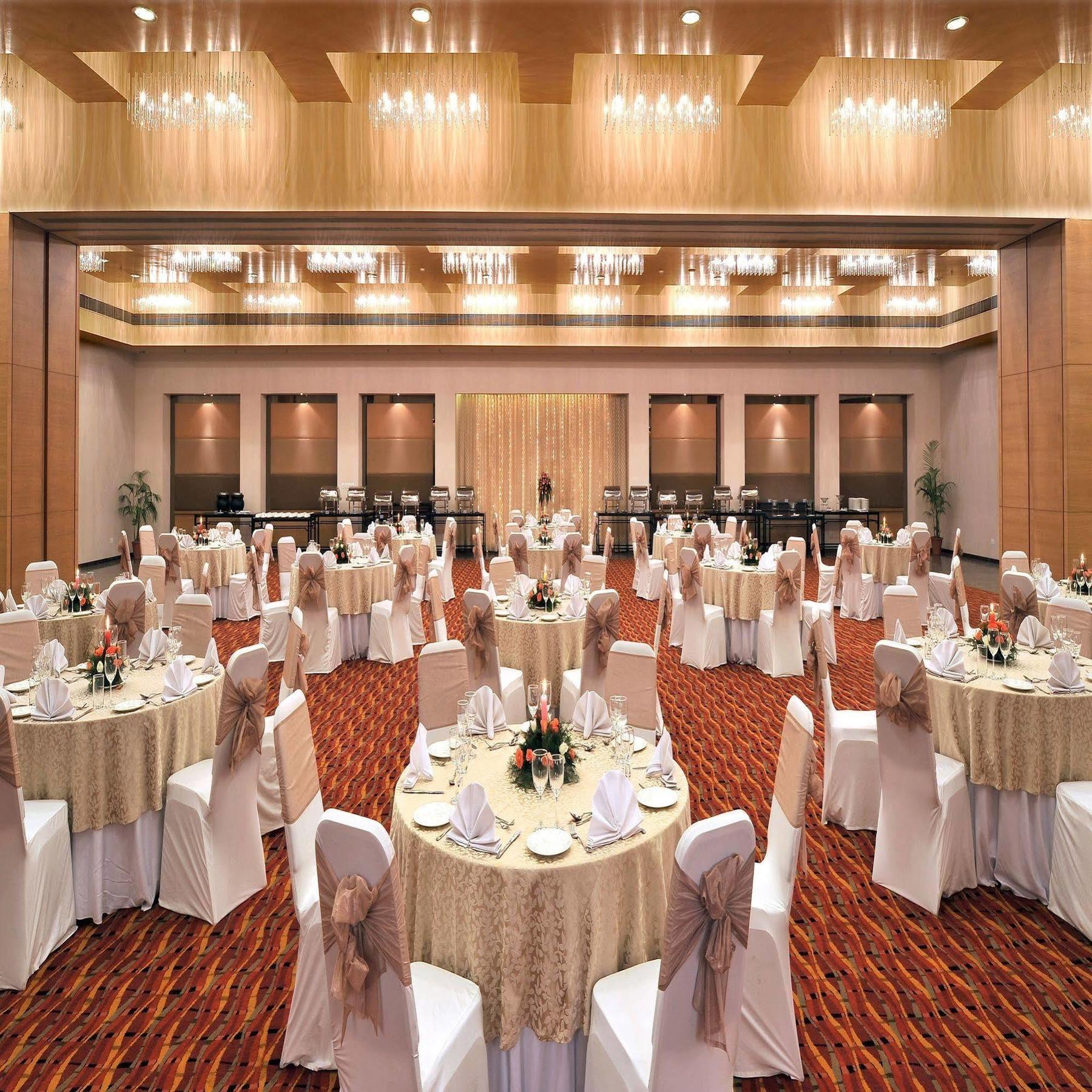 Sahil Sarovar Portico โลนาวาลา ภายนอก รูปภาพ
